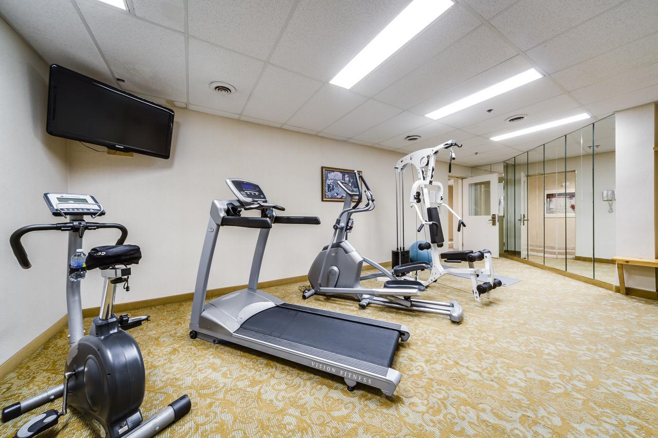 Monte Carlo Inn Brampton Esterno foto