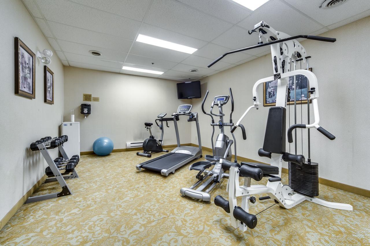 Monte Carlo Inn Brampton Esterno foto