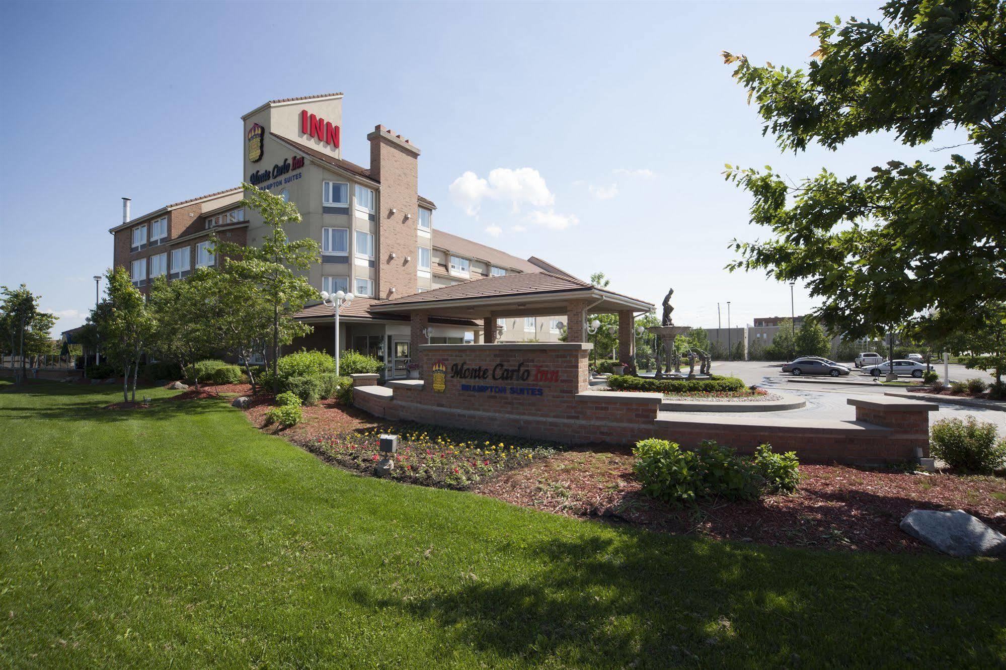 Monte Carlo Inn Brampton Esterno foto