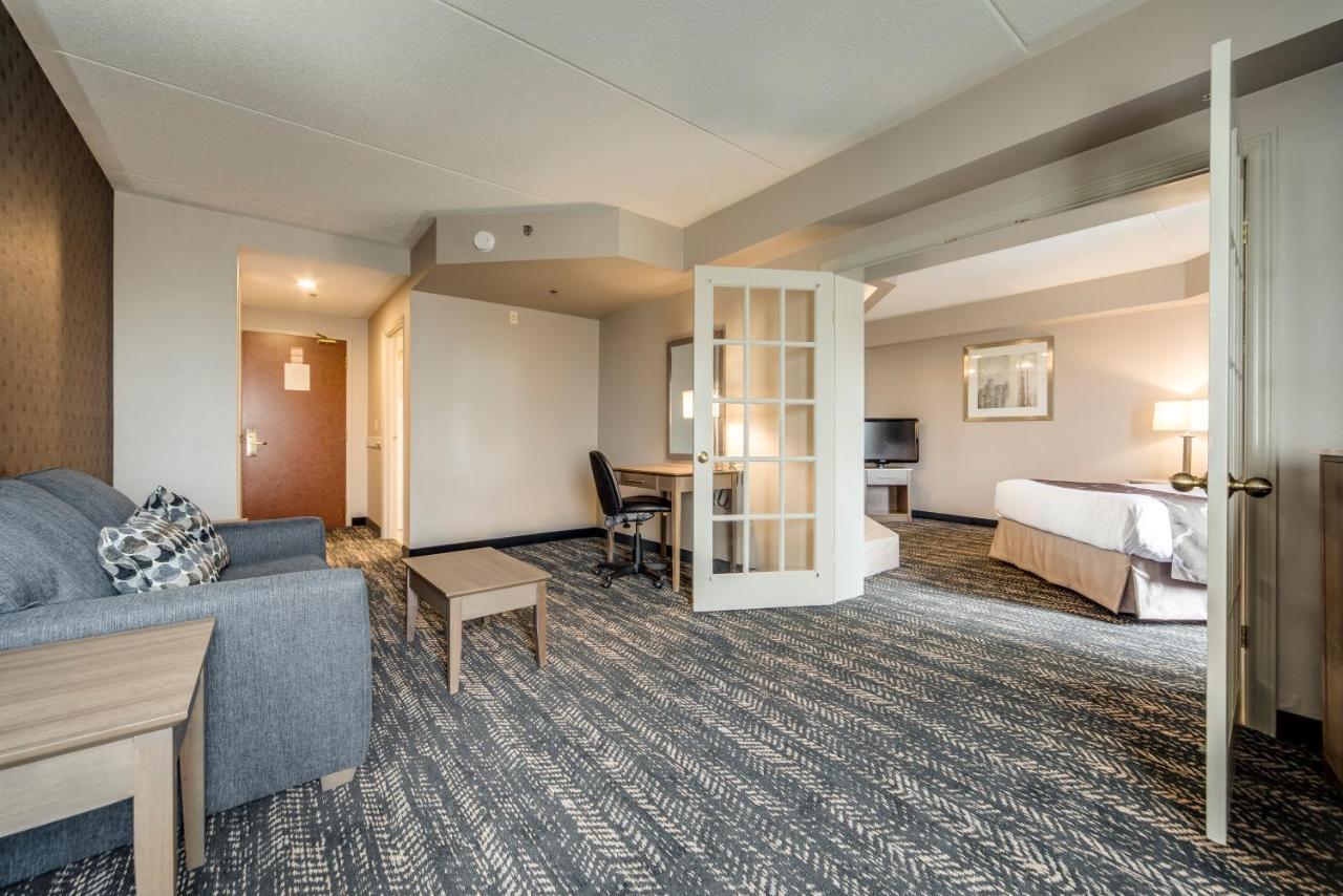 Monte Carlo Inn Brampton Esterno foto